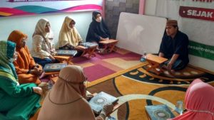 Program Tahsin Khusus Wali Santri Rumah Tahfidz AL Hilal 6 Cisaranten