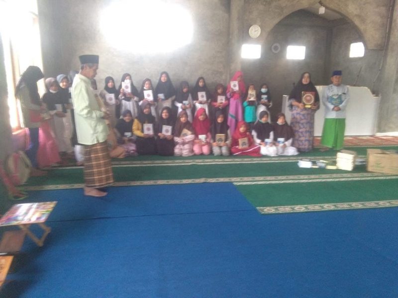 Pesantren al Hilal - Yatim, Tahfidz, Gratis