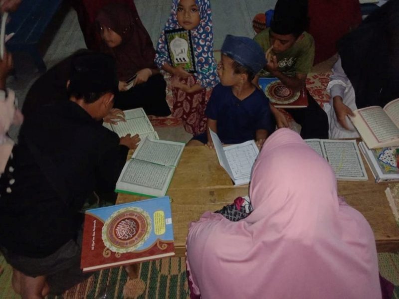 Pesantren al Hilal - Yatim, Tahfidz, Gratis