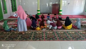 Mushaf Quran Buku Islam dan Iqra Telah Diterima di Masjid Baitul Amal