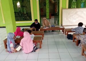 Wakaf Quran, dll Telah Diterima di Masjid Al Hasanah, Bengkulu Selatan