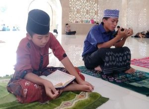 Semoga Tercapai! Target Ramadhan Khatam Quran Santri Ponpes Al Hilal