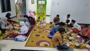 Sepiring Cinta Berbuka Puasa Seribu Berkah Kebaikan Bulan Ramadhan