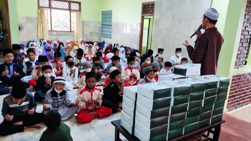 Pesantren al Hilal - Yatim, Tahfidz, Gratis