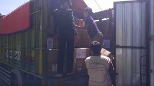 Bismillaah, Truck Pengangkut Wakaf Quran Siap Menuju Rengat Riau!