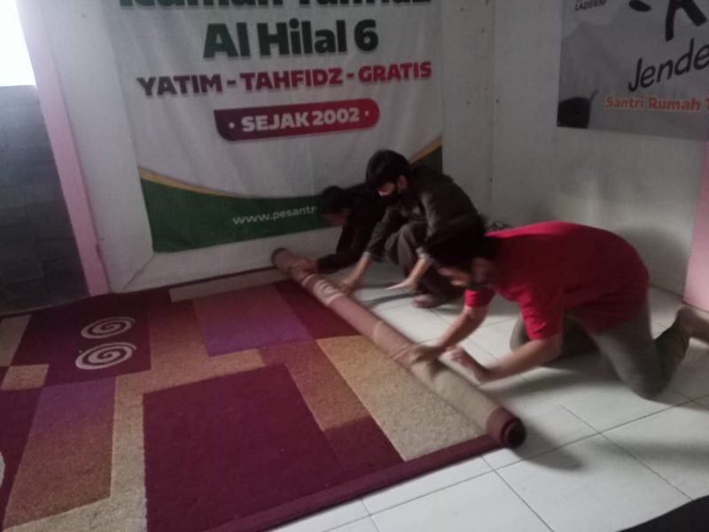 Pesantren al Hilal - Yatim, Tahfidz, Gratis