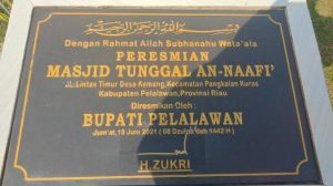 Wakaf Quran, dll Sampai di Masjid Tunggal An Naafi Riau