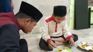 Buka Puasa Sunnah Pesantren Al Hilal 3 Gerlong Dilaksanakan