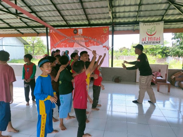 Pesantren al Hilal - Yatim, Tahfidz, Gratis