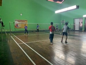 Rumah Tahfidz Al Hilal 6 Rutin Melakukan Ekskul Badminton