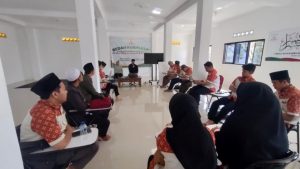 Bedah Kurikulum dan Silabus Pembelajaran Santri