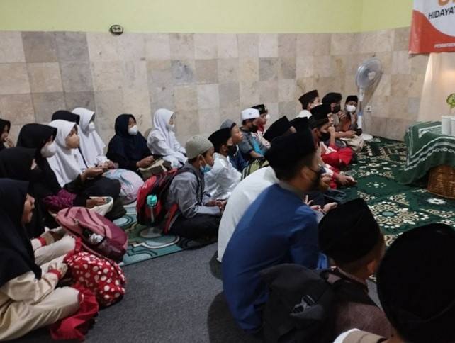 Pesantren al Hilal - Yatim, Tahfidz, Gratis