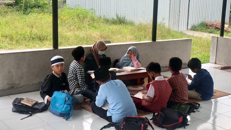 Pesantren al Hilal - Yatim, Tahfidz, Gratis