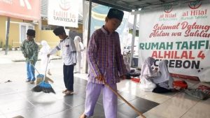 Giat Kebersihan Hingga Tahsin Al Quran, Kegiatan Santri Al Hilal 4 Cirebon