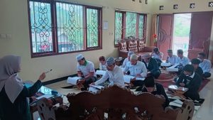 Hari Pertama Kegiatan Belajar PKBM Al Hilal Secara Offline
