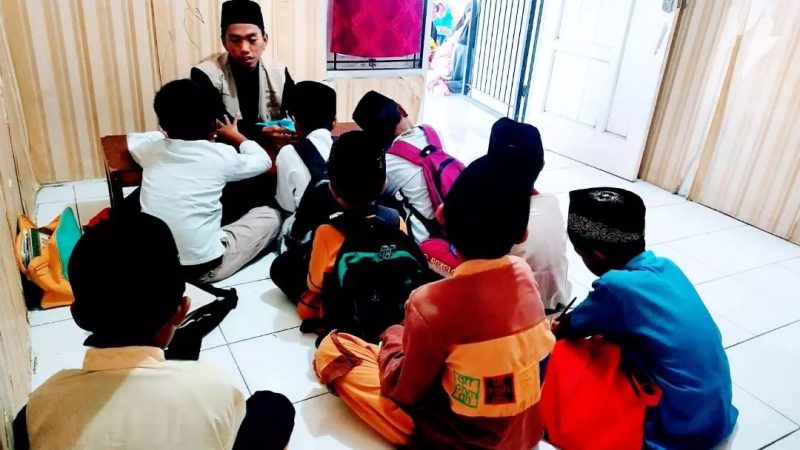 Pesantren al Hilal - Yatim, Tahfidz, Gratis