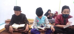 Kegiatan Belajar Santri Rumah Tahfidz Al Hilal 6 di Akhir Pekan