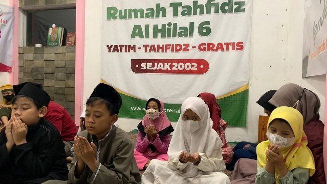 Pesantren al Hilal - Yatim, Tahfidz, Gratis