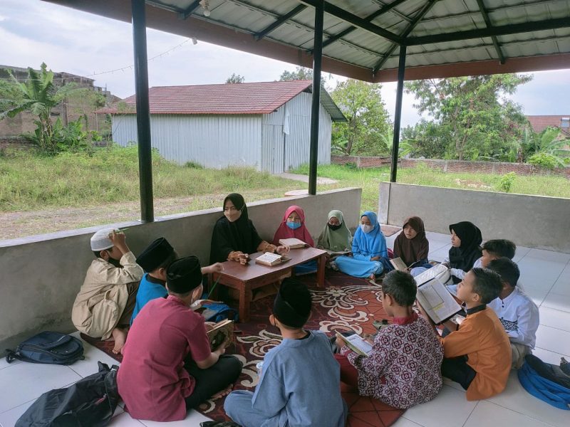 Pesantren al Hilal - Yatim, Tahfidz, Gratis