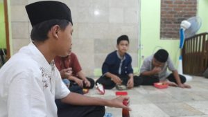 Hangatnya Buka Puasa Sunnah Kamis di Pesantren Al Hilal 3 & 7