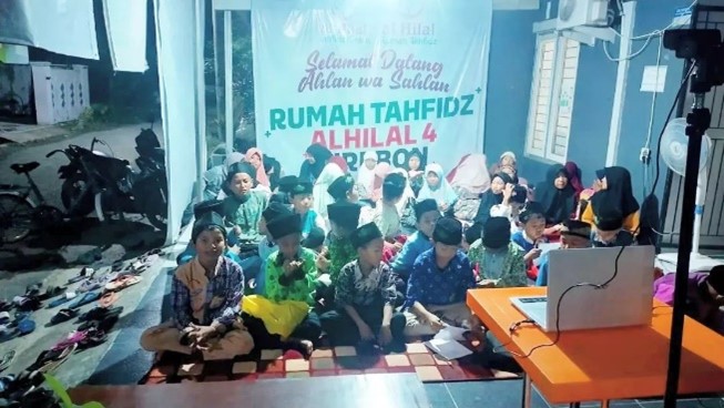 Pesantren al Hilal - Yatim, Tahfidz, Gratis