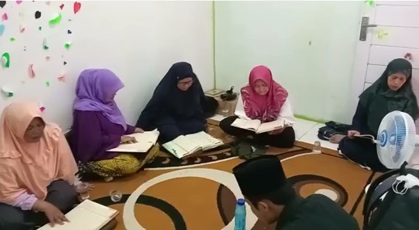 Pesantren al Hilal - Yatim, Tahfidz, Gratis