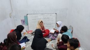 Terus Ceria Sambil Mengasah Kemampuan Belajarnya