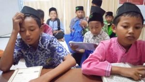 Apa yang Dilakukan Santri Rumah Tahfidz Al Hilal 4 Ya