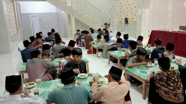 Pesantren al Hilal - Yatim, Tahfidz, Gratis