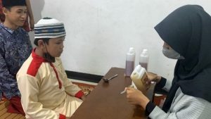 Kegiatan Belajar Santri Rumah Tahfidz Al Hilal 6 Cisaranten qw