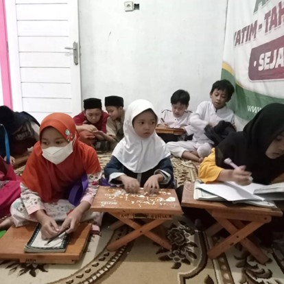 Pesantren al Hilal - Yatim, Tahfidz, Gratis