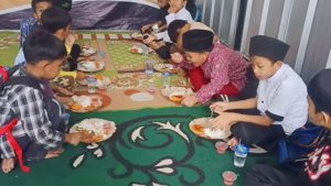 Makan Bersama Santri Yatim Penghafal Al Quran Al Hilal 5