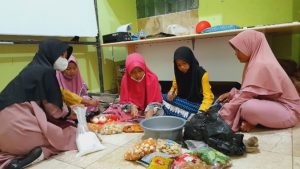 Pelatihan Life Skill Santri Pesantren Al Hilal 3 Gegerkalong