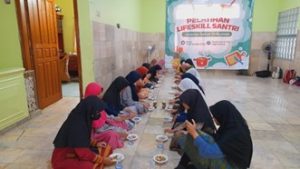 Pelatihan Life Skill Santri Pesantren Al Hilal 3 Gegerkalong