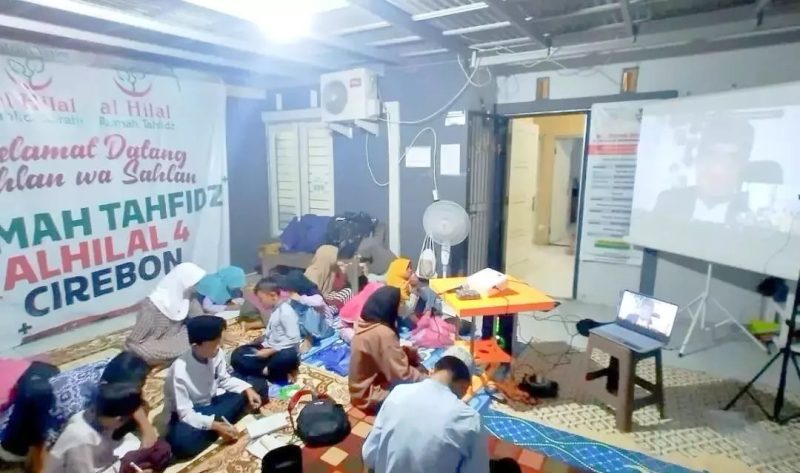 Pesantren al Hilal - Yatim, Tahfidz, Gratis