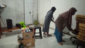 Berkah & Bersih Bersama Santri Rumah Tahfidz Al Hilal 4 Cirebon