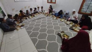 Buka Puasa Bersama Santri Penghafal Quran Pesantren Al Hilal