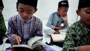 Tahsin dan Tahfidz Quran ala Santri Al Hilal 4 Cirebon