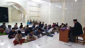 Bersama Ustadz Ferry Anggara Lubis, Pengajian Umum Pekanan