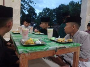 Hangatnya Buka Puasa Sunnah Senin Kembali Dinikmati