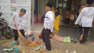 Jumat Berkah dan Bersih Bersama Santri Rumah Tahfidz Al Hilal 4