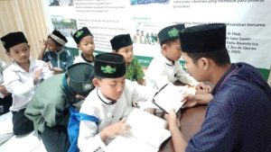 Kilas Balik Kesibukkan Santri Pesantren Al Hilal