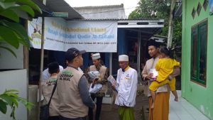 Sebar Wakaf Mushaf Al Quran di Daerah Cirebon