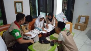 Sebar Wakaf Quran Brailee Spesial Milad Pesantren Al Hilal