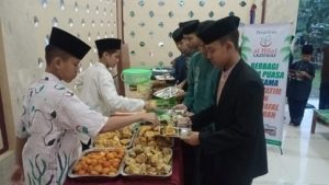 Buka Puasa Bersama Santri Pesantren Al Hilal Hari Ke-5