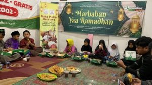 Buka Puasa Bersama Santri Rumah Tahfidz Al Hilal 6 Hari Ke-5