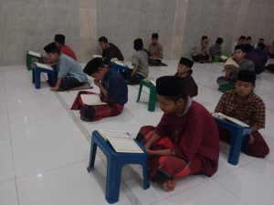 Intip Halaqah Tahfidz Santri Pesantren Al Hilal 1 Cililin Yuk