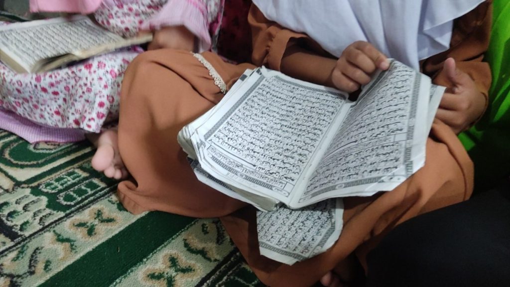 Sebar 1150 Wakaf Quran Dan 90 Iqra Wilayah Kab. Bandung Barat