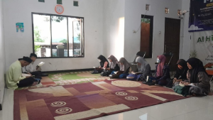 Ngabuburit dengan Al Quran Hingga Buka Puasa Bersama Santri