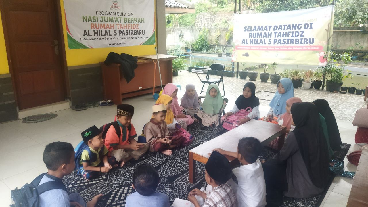 Pesantren al Hilal - Yatim, Tahfidz, Gratis